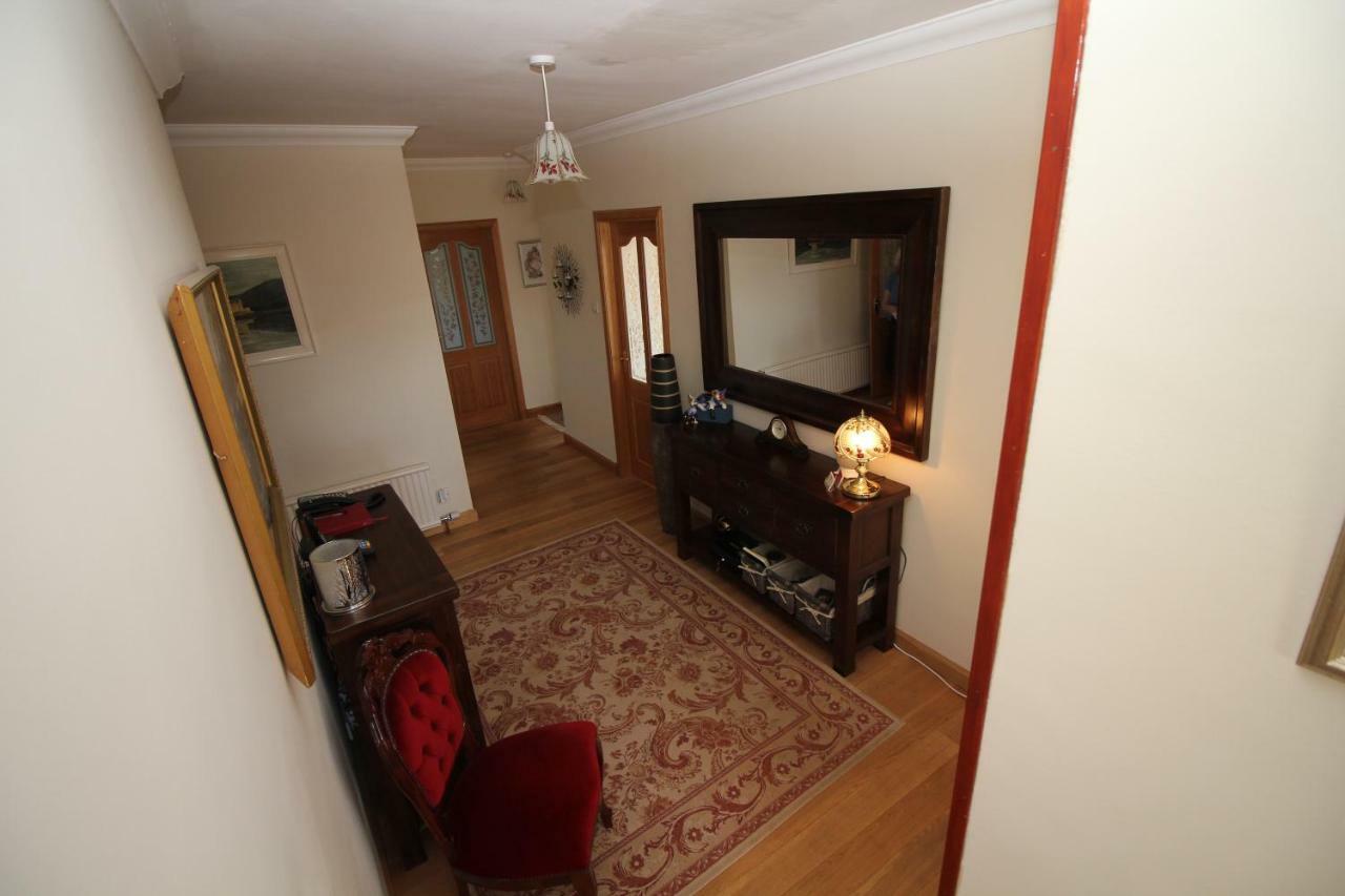 Bed and Breakfast Manor House à Stornoway  Extérieur photo